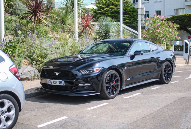 Ford Mustang GT 2015