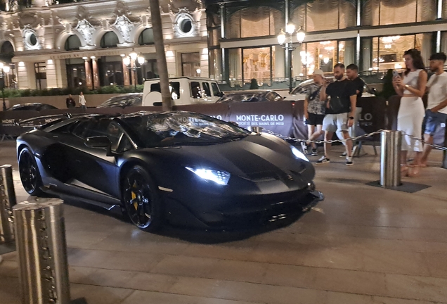 Lamborghini Aventador LP770-4 SVJ Roadster