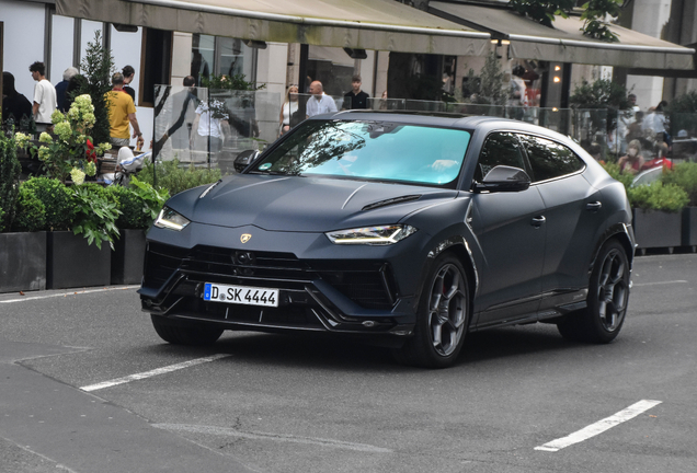 Lamborghini Urus Performante