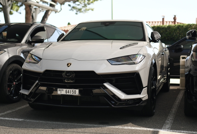 Lamborghini Urus Performante