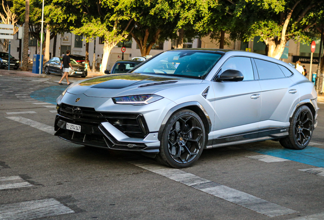 Lamborghini Urus Performante