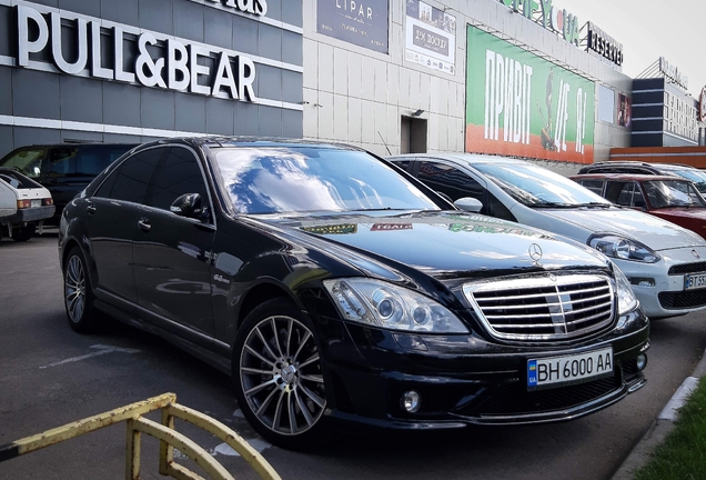 Mercedes-Benz S 63 AMG W221 2010