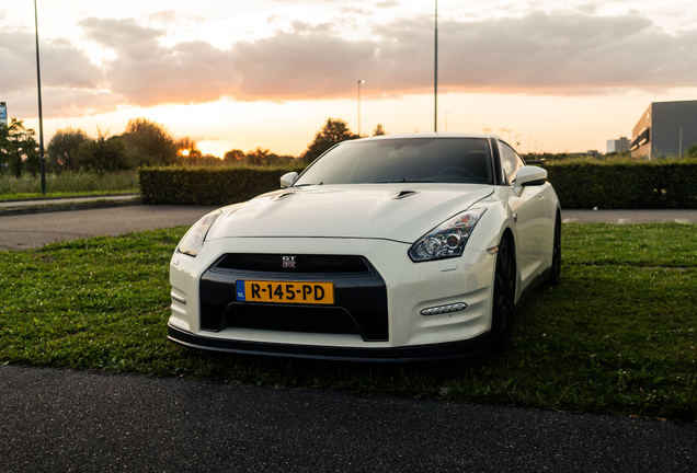 Nissan GT-R 2013