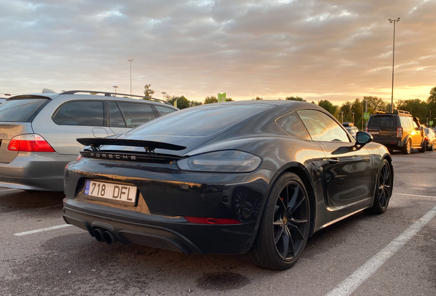 Porsche 718 Cayman GTS