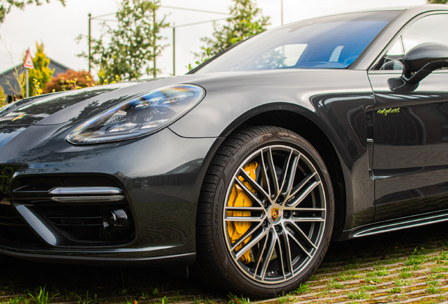 Porsche 971 Panamera Turbo S E-Hybrid