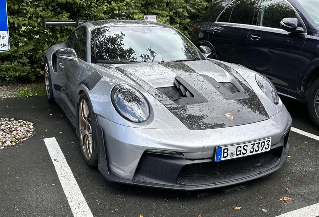 Porsche 992 GT3 RS Weissach Package