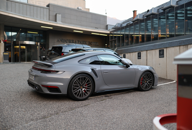 Porsche 992 Turbo