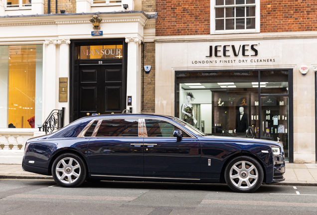 Rolls-Royce Phantom VIII EWB