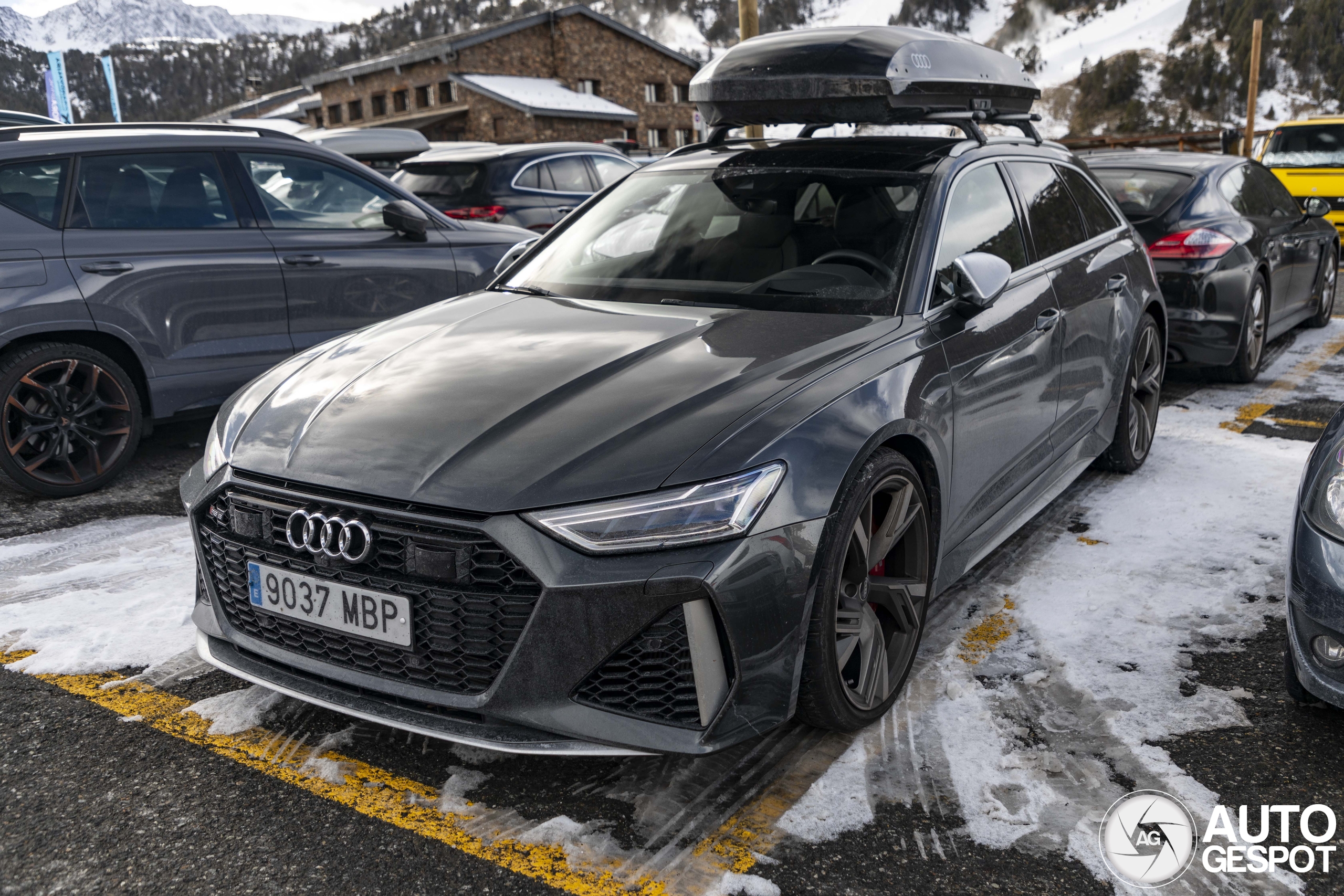 Audi RS6 Avant C8