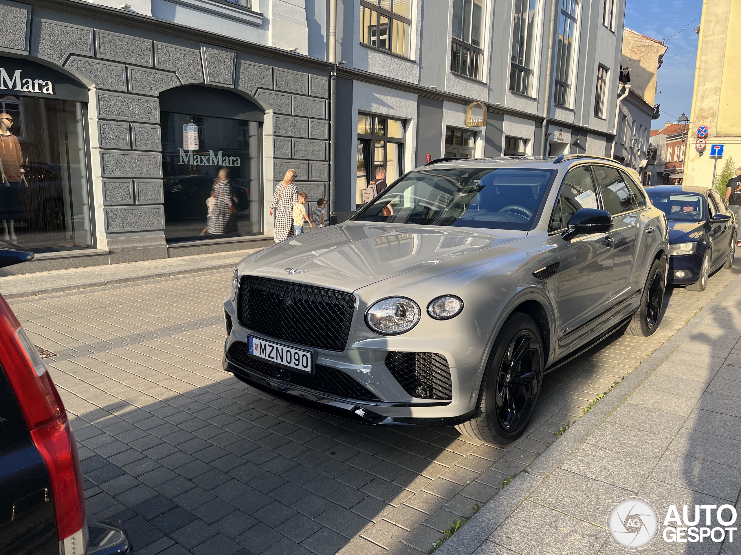 Bentley Bentayga V8 S 2022