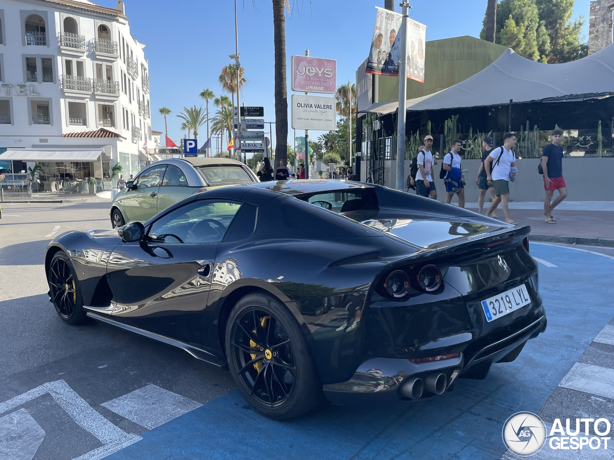 Ferrari 812 GTS