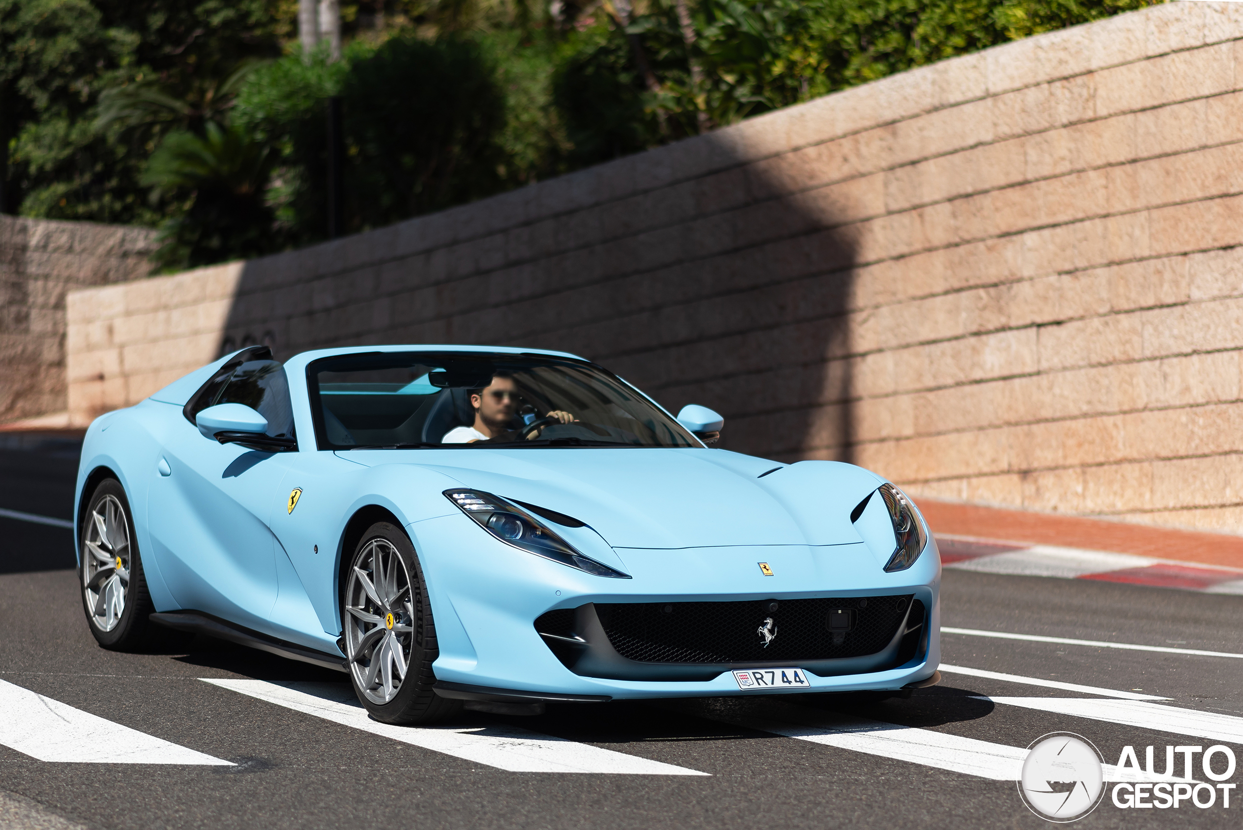 Ferrari 812 GTS