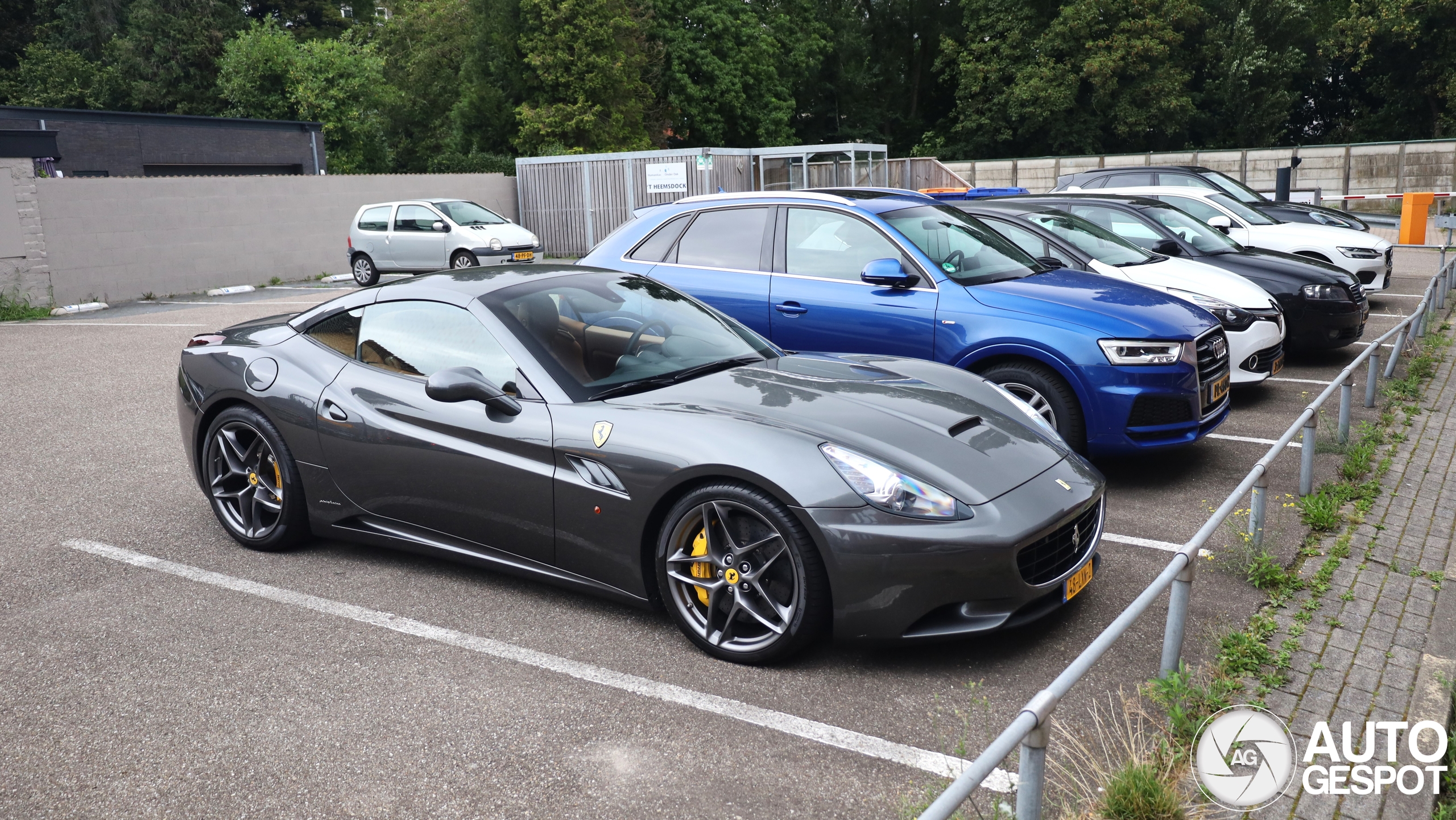 Ferrari California