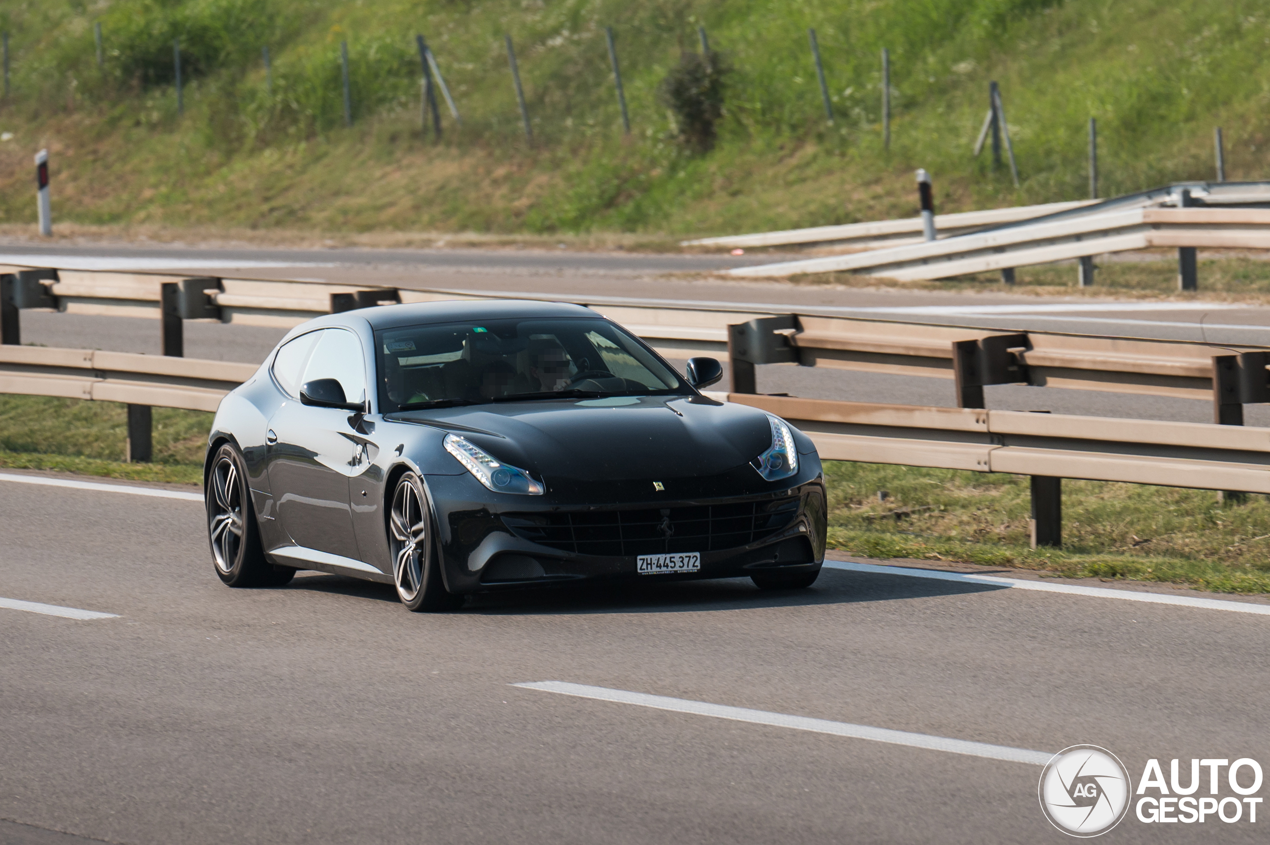 Ferrari FF