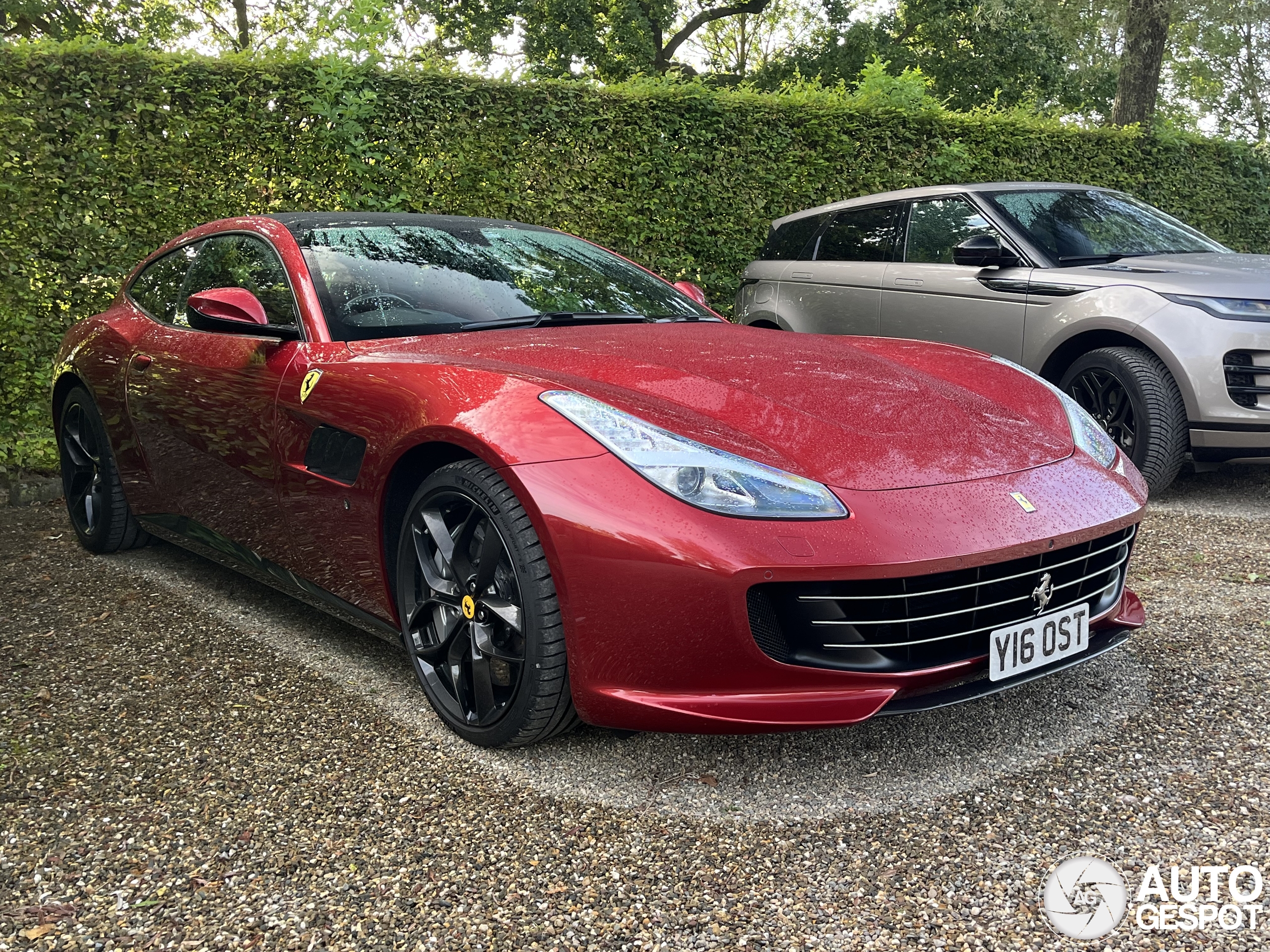 Ferrari GTC4Lusso T