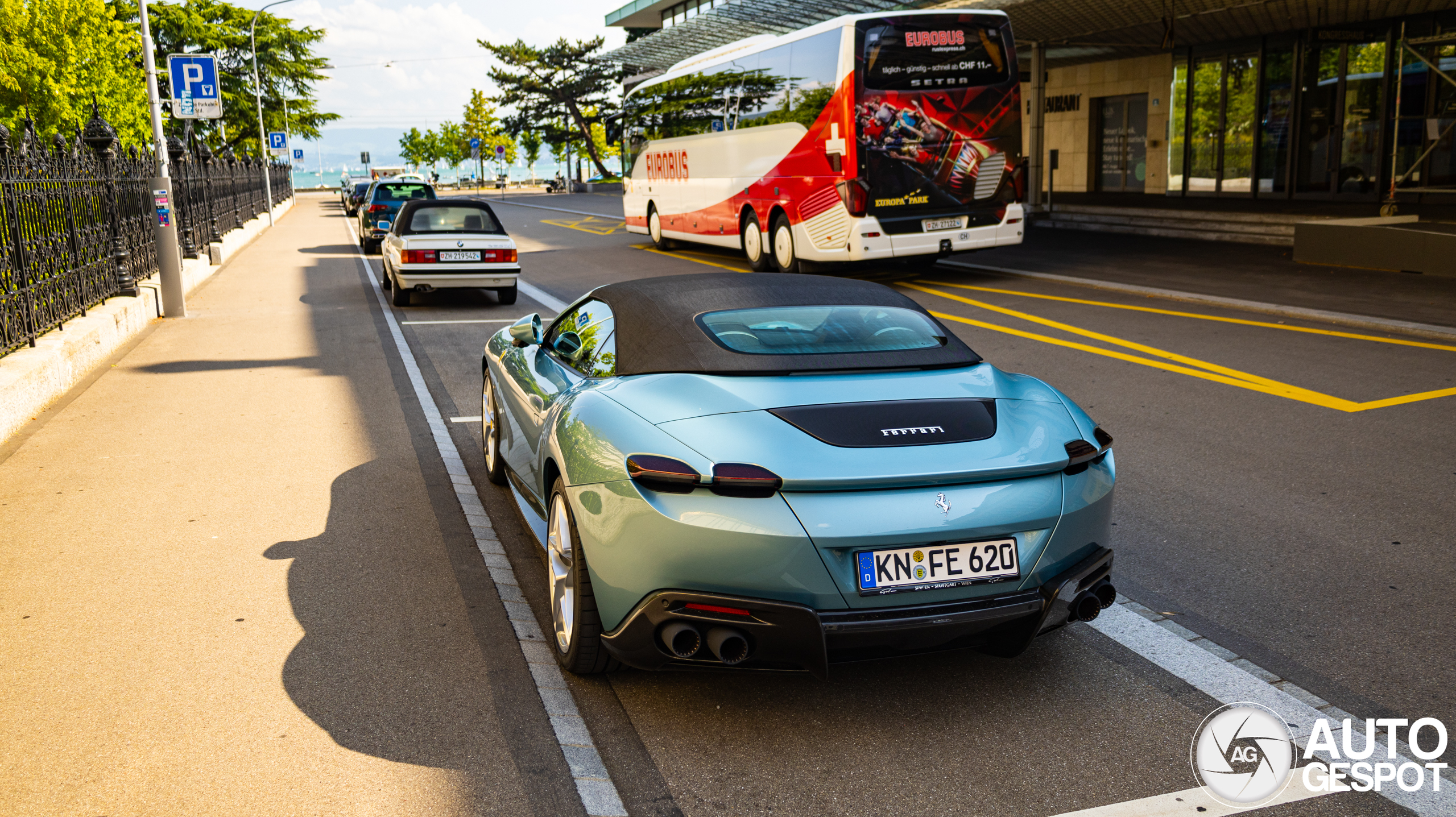 Ferrari Roma Spider vs. Coupé: A stylish sight in Zurich