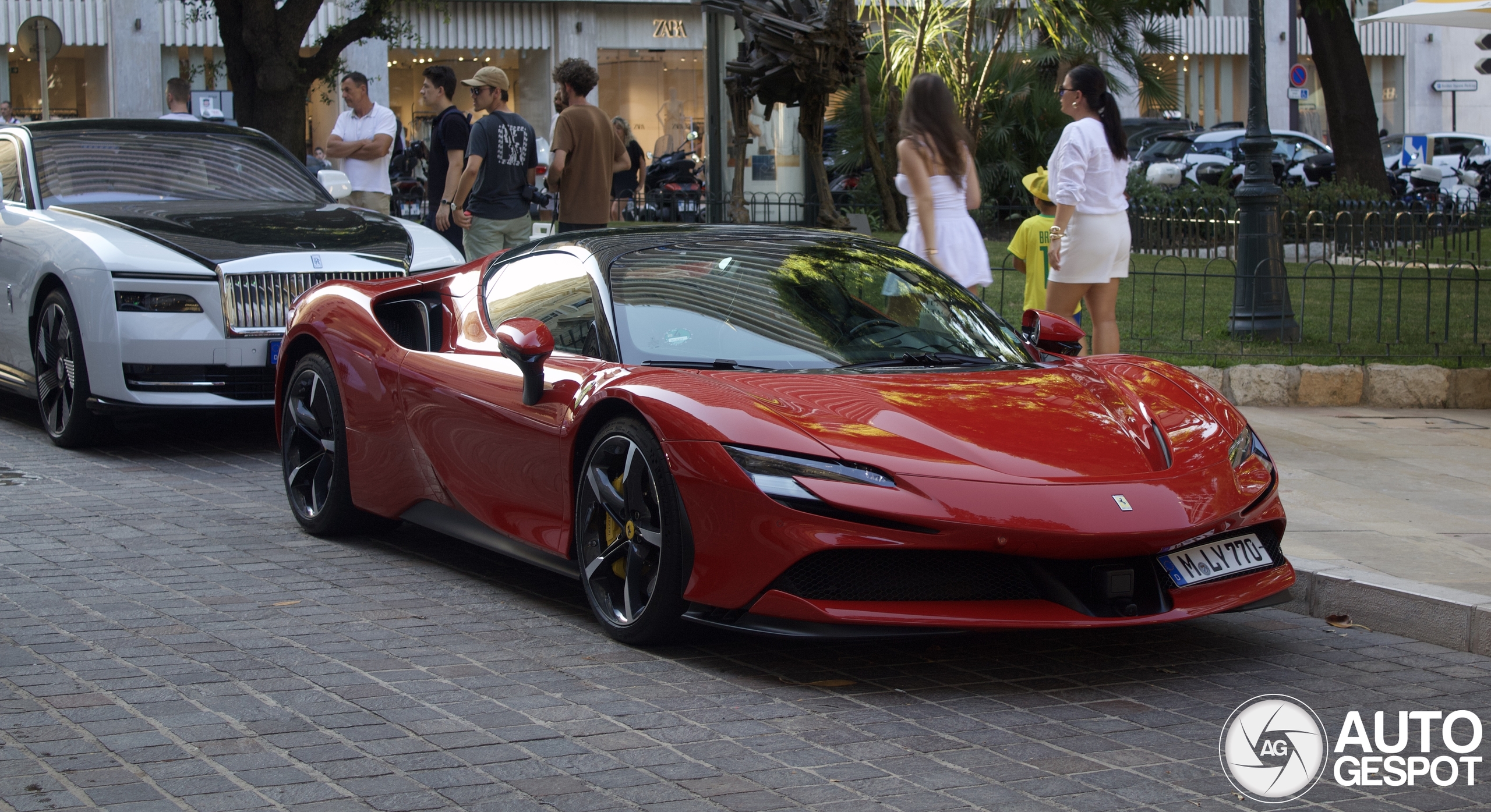 Ferrari SF90 Spider