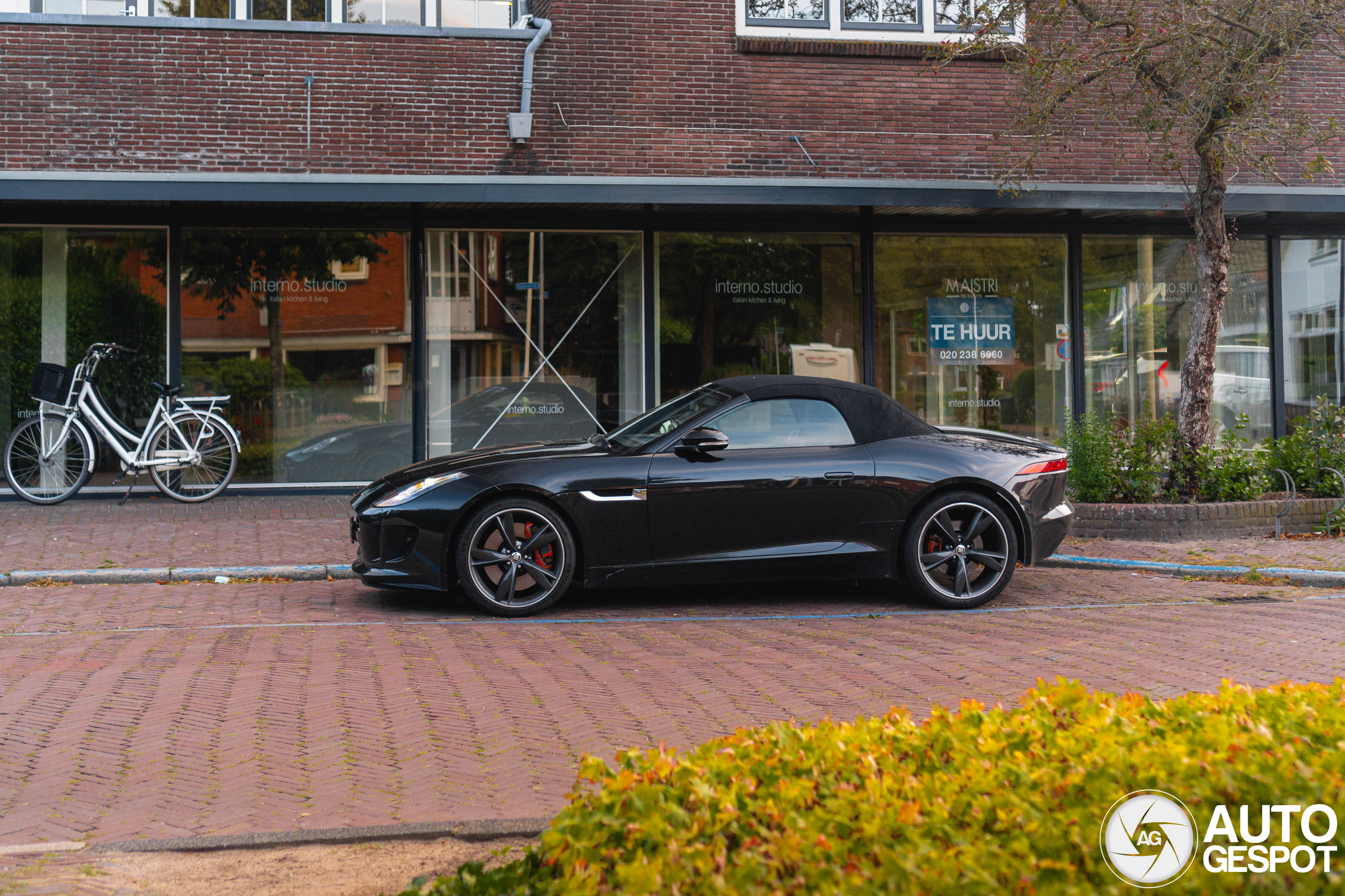 Jaguar F-TYPE S Convertible