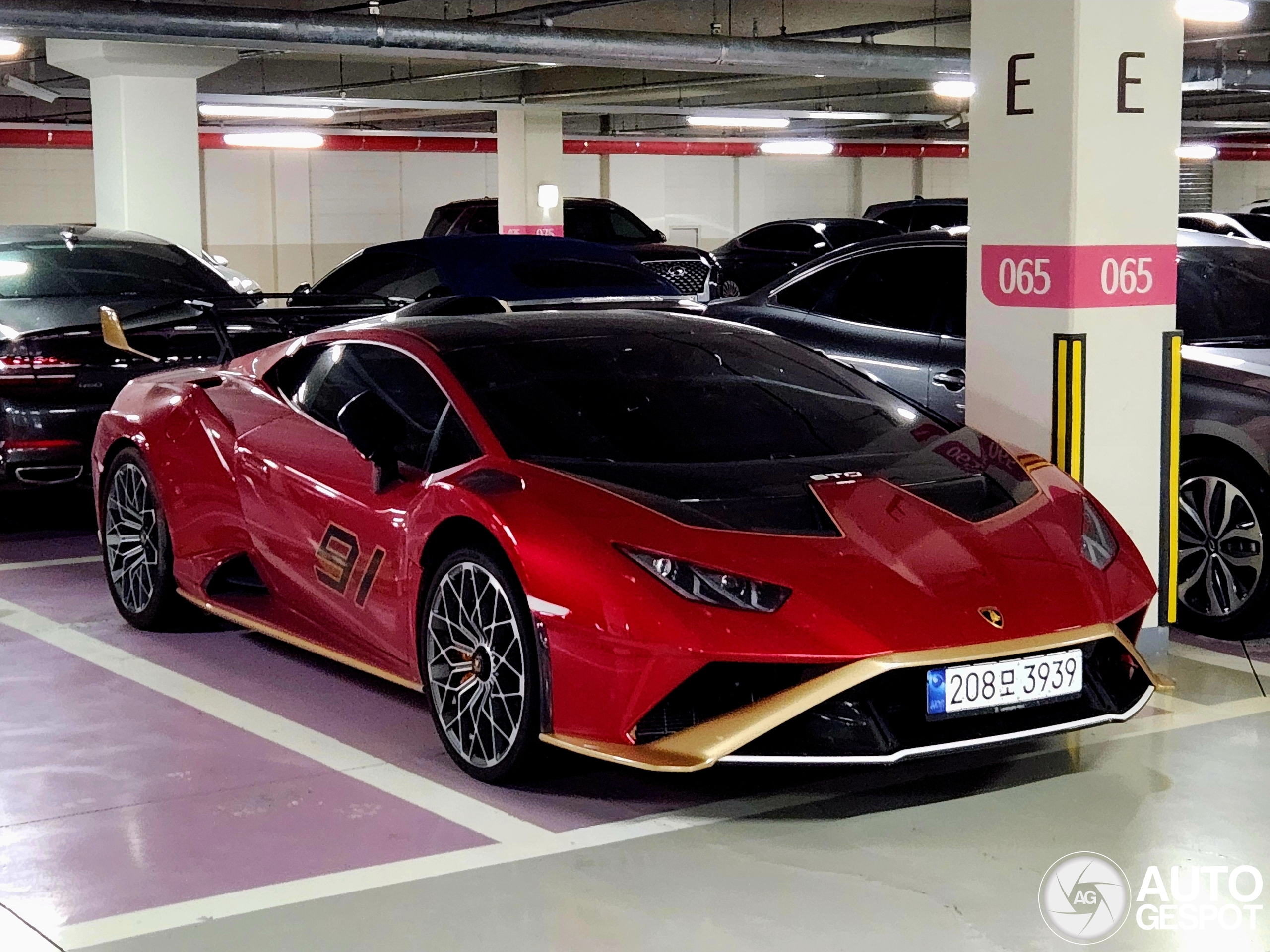 Lamborghini Huracán LP640-2 STO