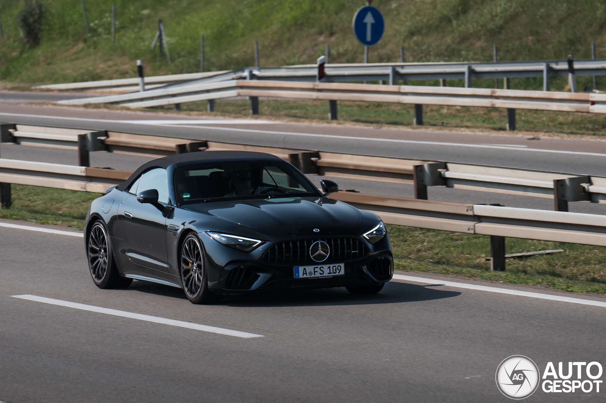 Mercedes-AMG SL 63 R232