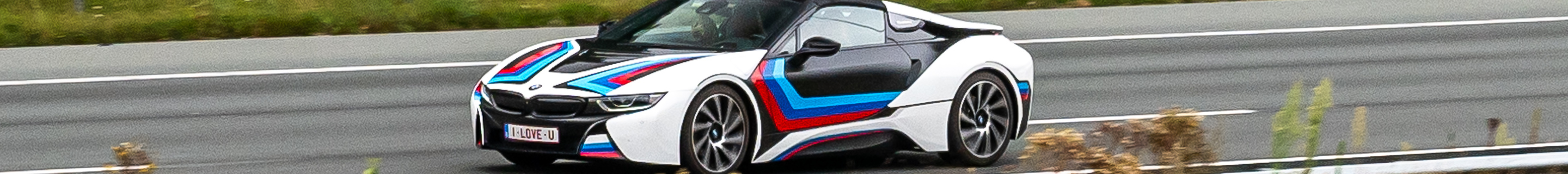 BMW i8 Roadster