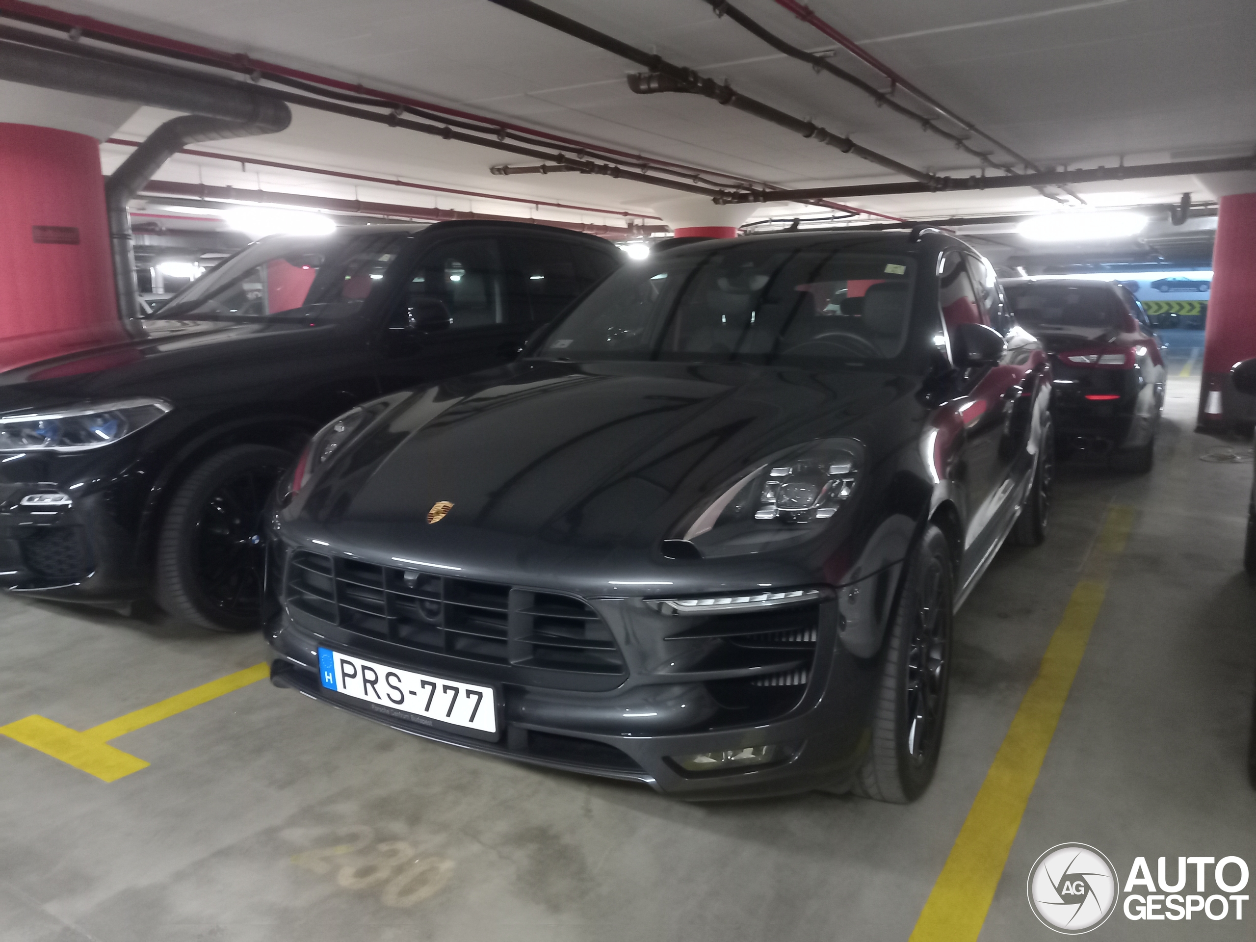 Porsche 95B Macan GTS