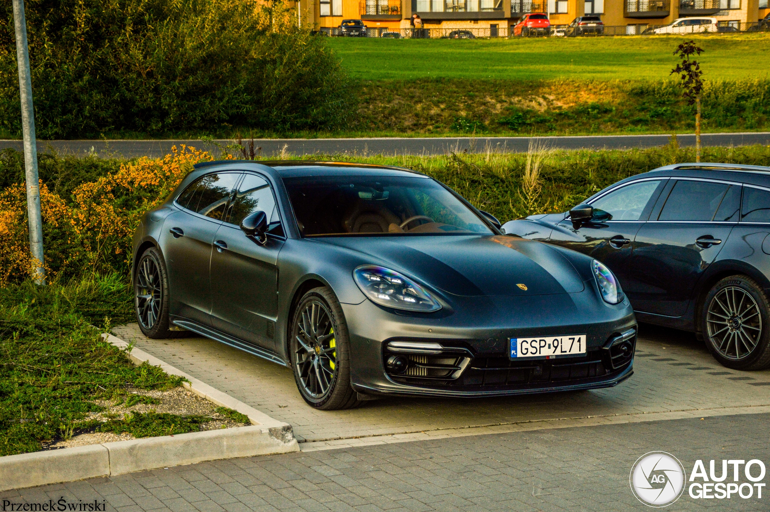 Porsche 971 Panamera Turbo S E-Hybrid Sport Turismo