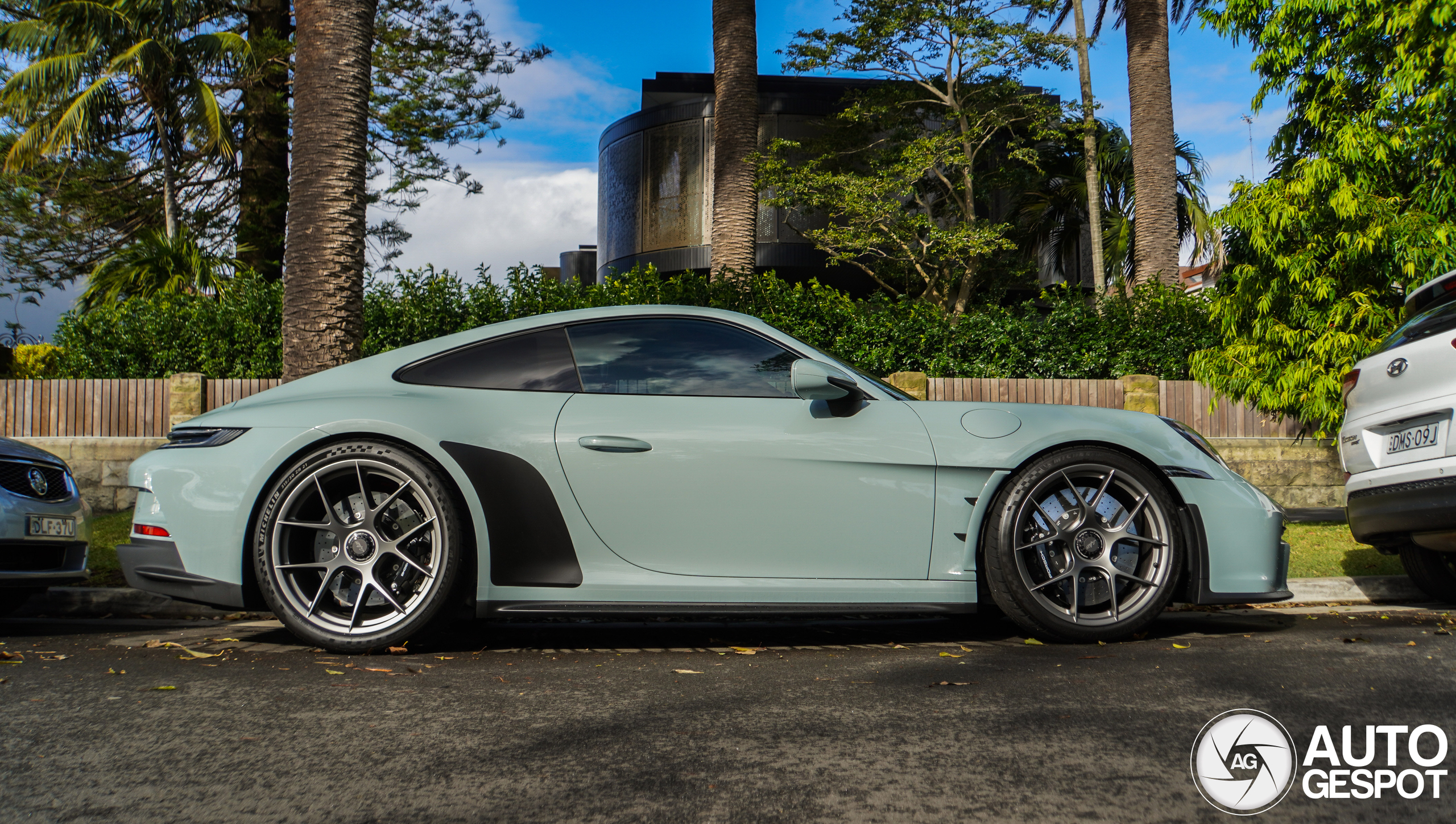 Porsche 992 S/T