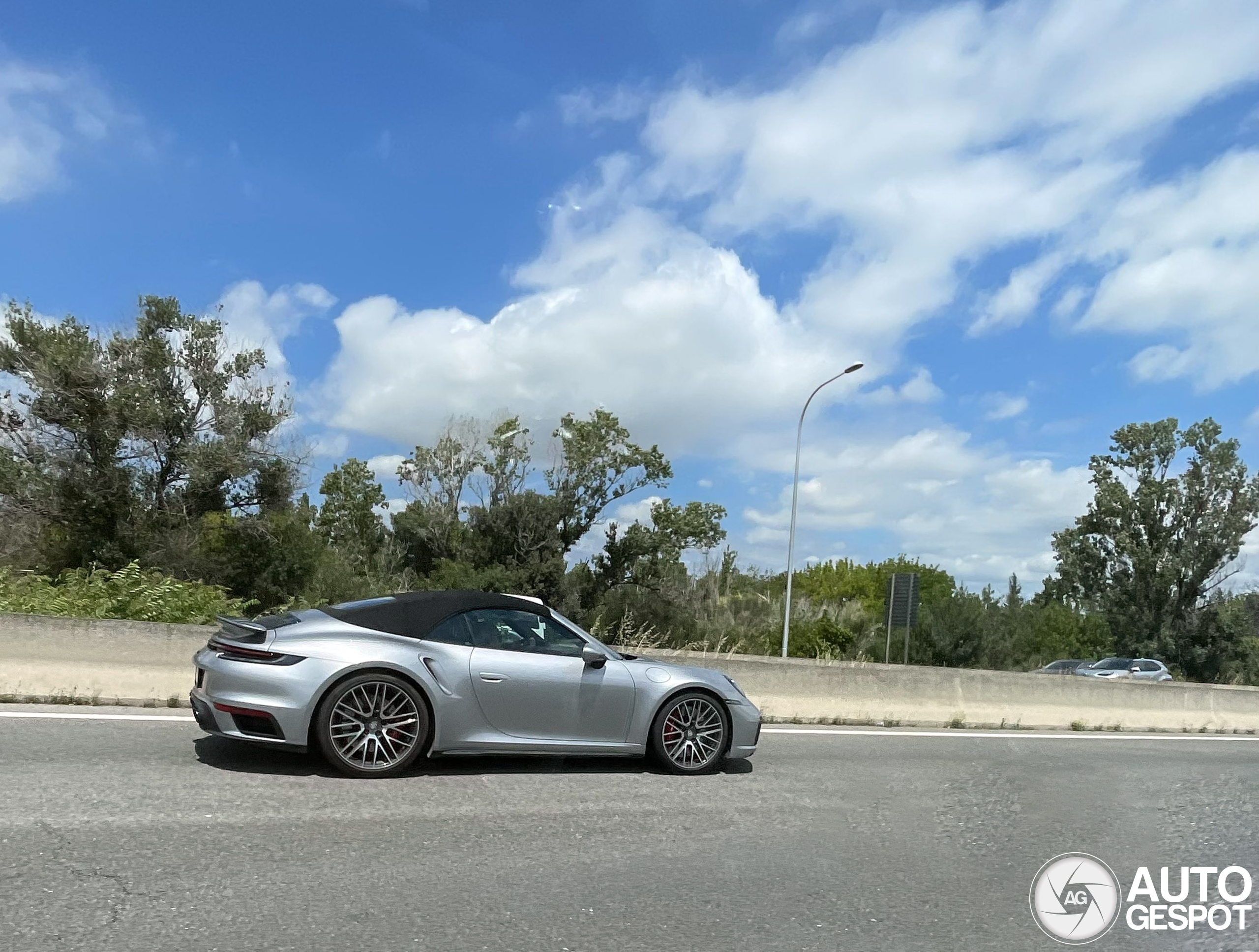 Porsche 992 Turbo Cabriolet