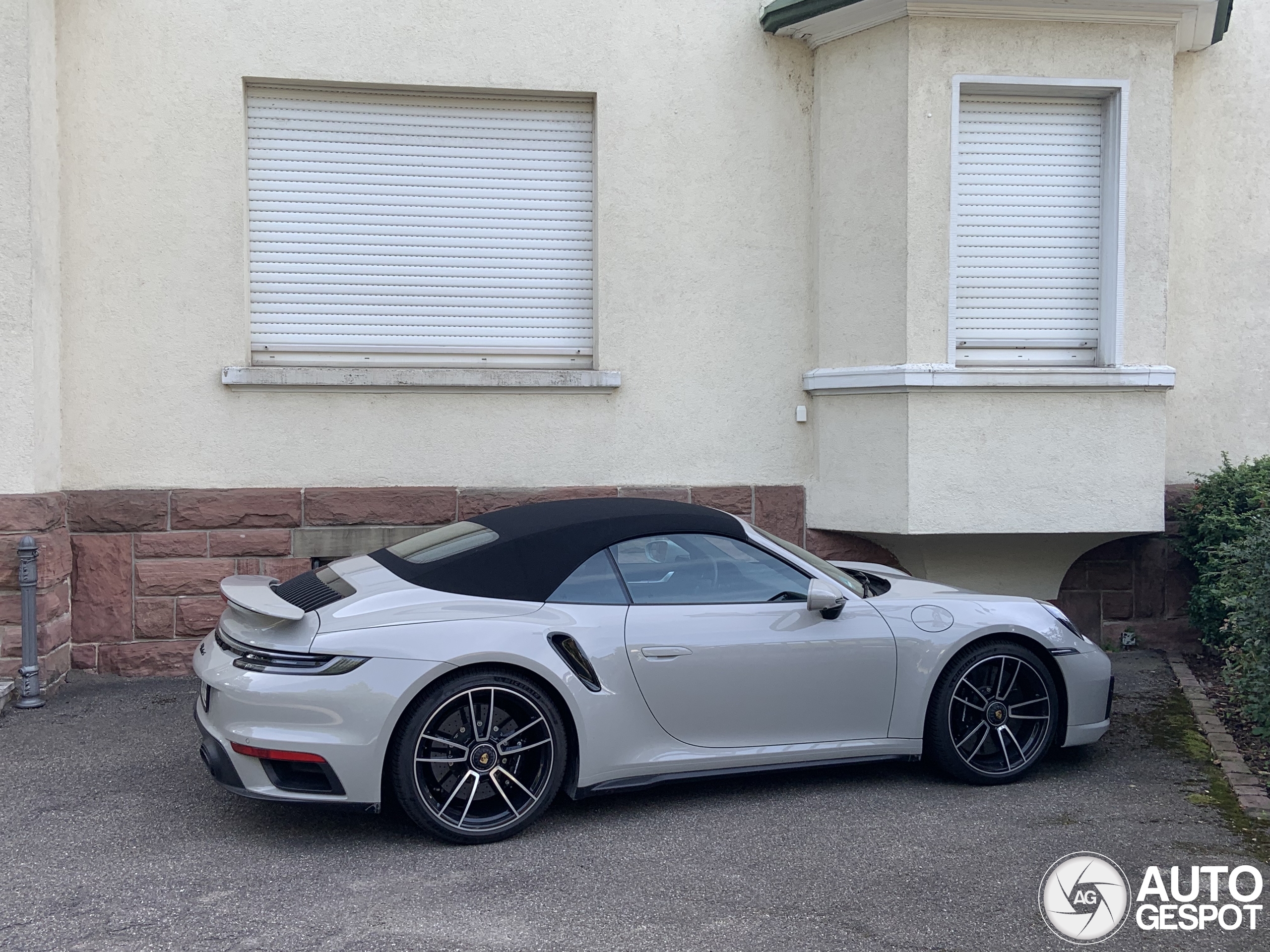 Porsche 992 Turbo S Cabriolet