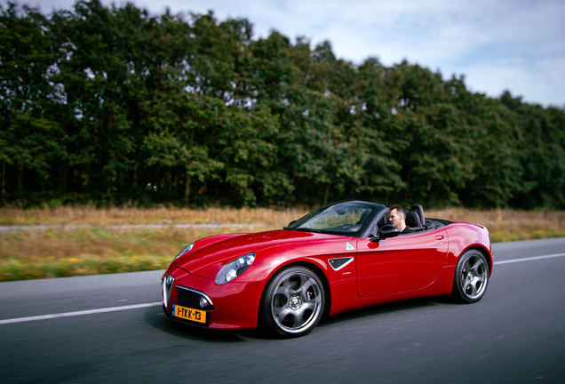 Alfa Romeo 8C Spider