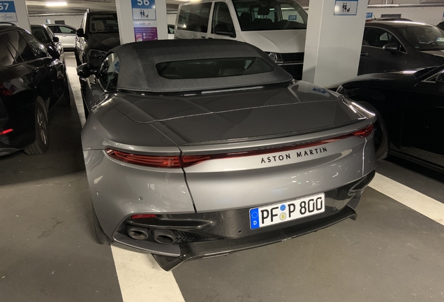 Aston Martin DBS Superleggera Volante