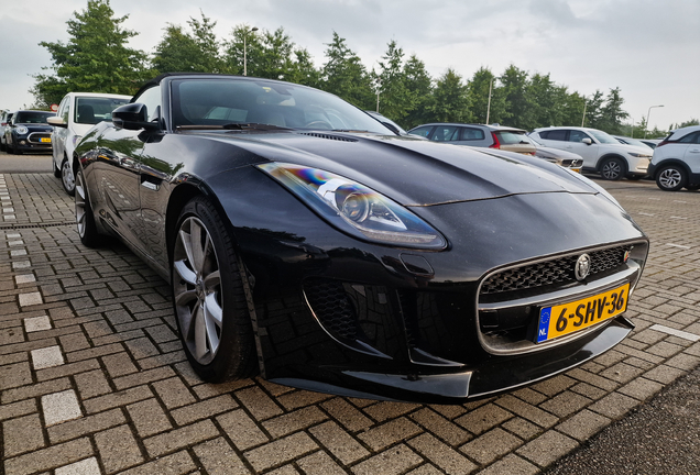 Jaguar F-TYPE S Convertible