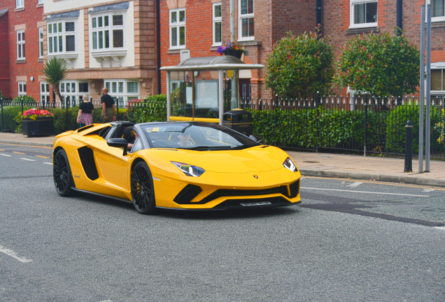 Lamborghini Aventador S LP740-4 Roadster