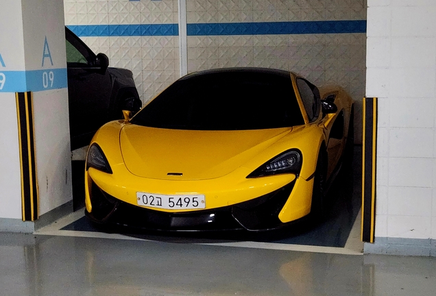 McLaren 570S