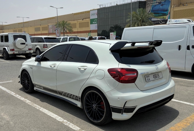 Mercedes-AMG A 45 W176 2015