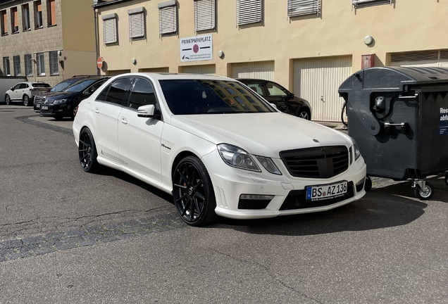 Mercedes-Benz E 63 AMG W212 V8 Biturbo