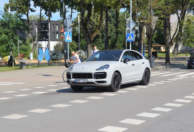 Porsche Cayenne Coupé GTS