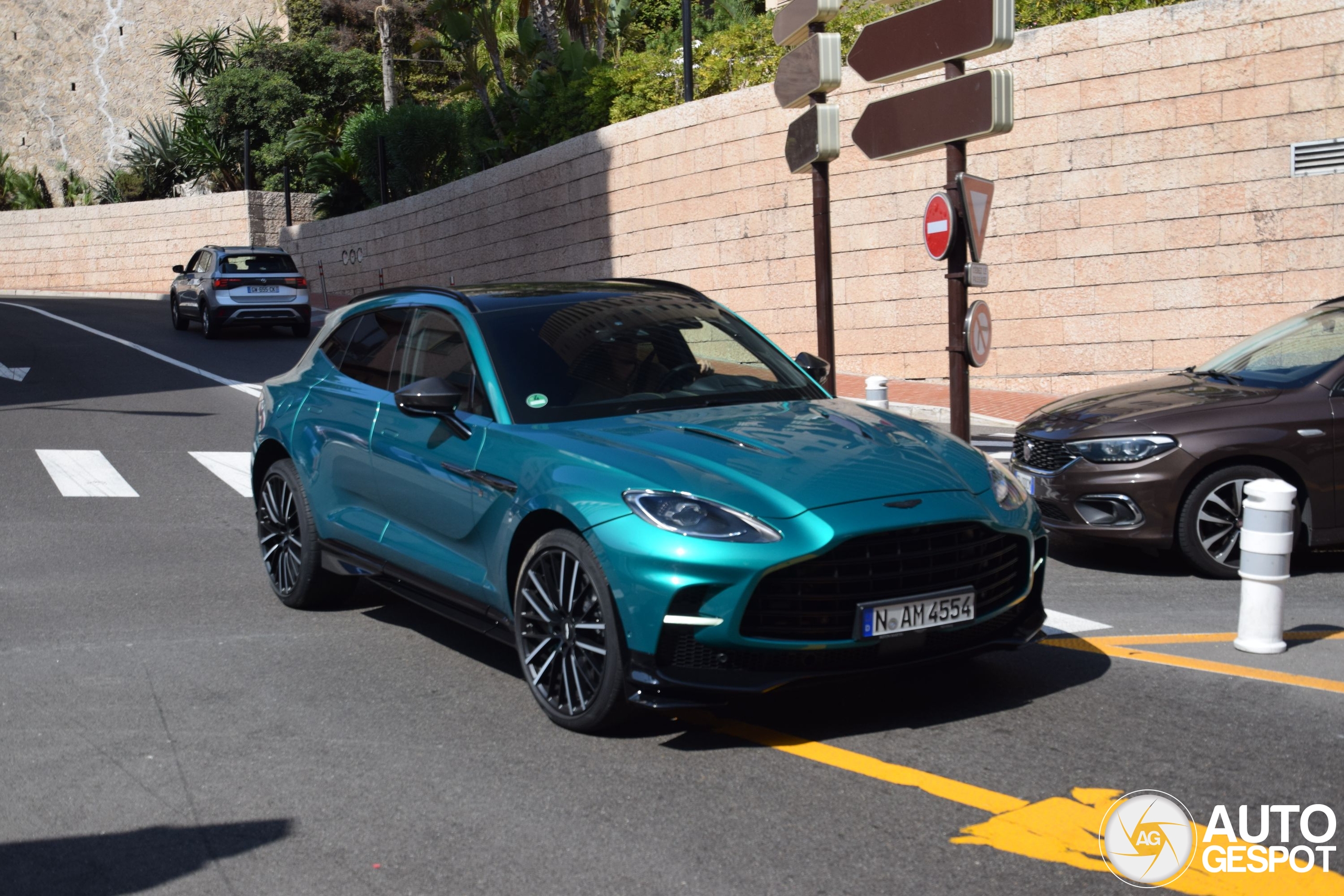 Aston Martin DBX707 AMR23 Edition