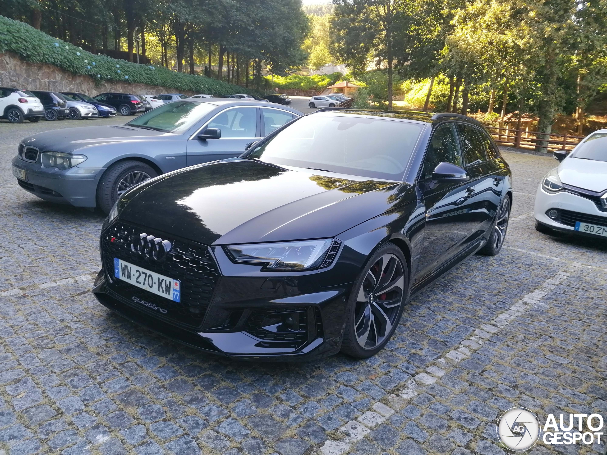 Audi RS4 Avant B9