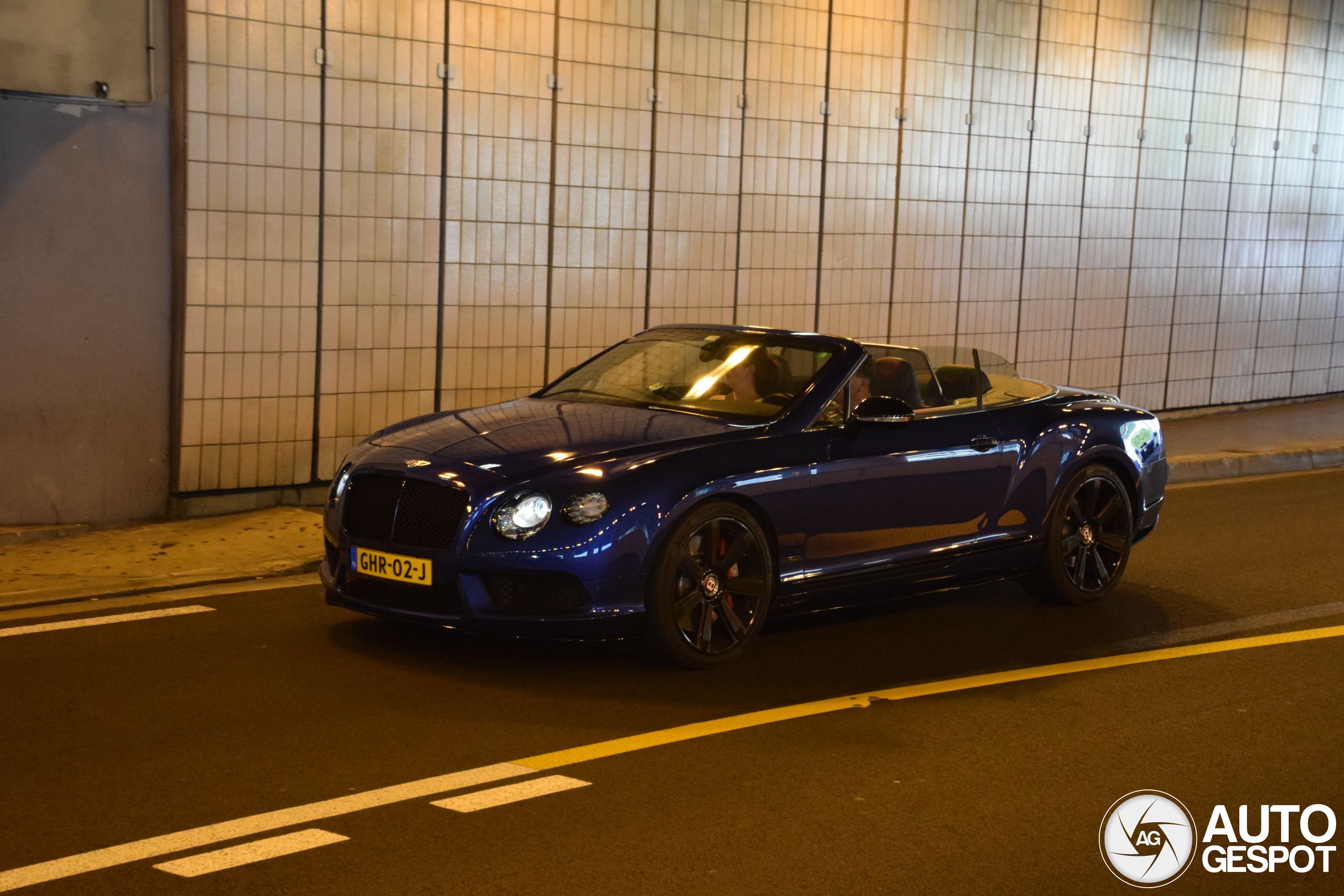 Bentley Continental GTC V8 S Concours Series