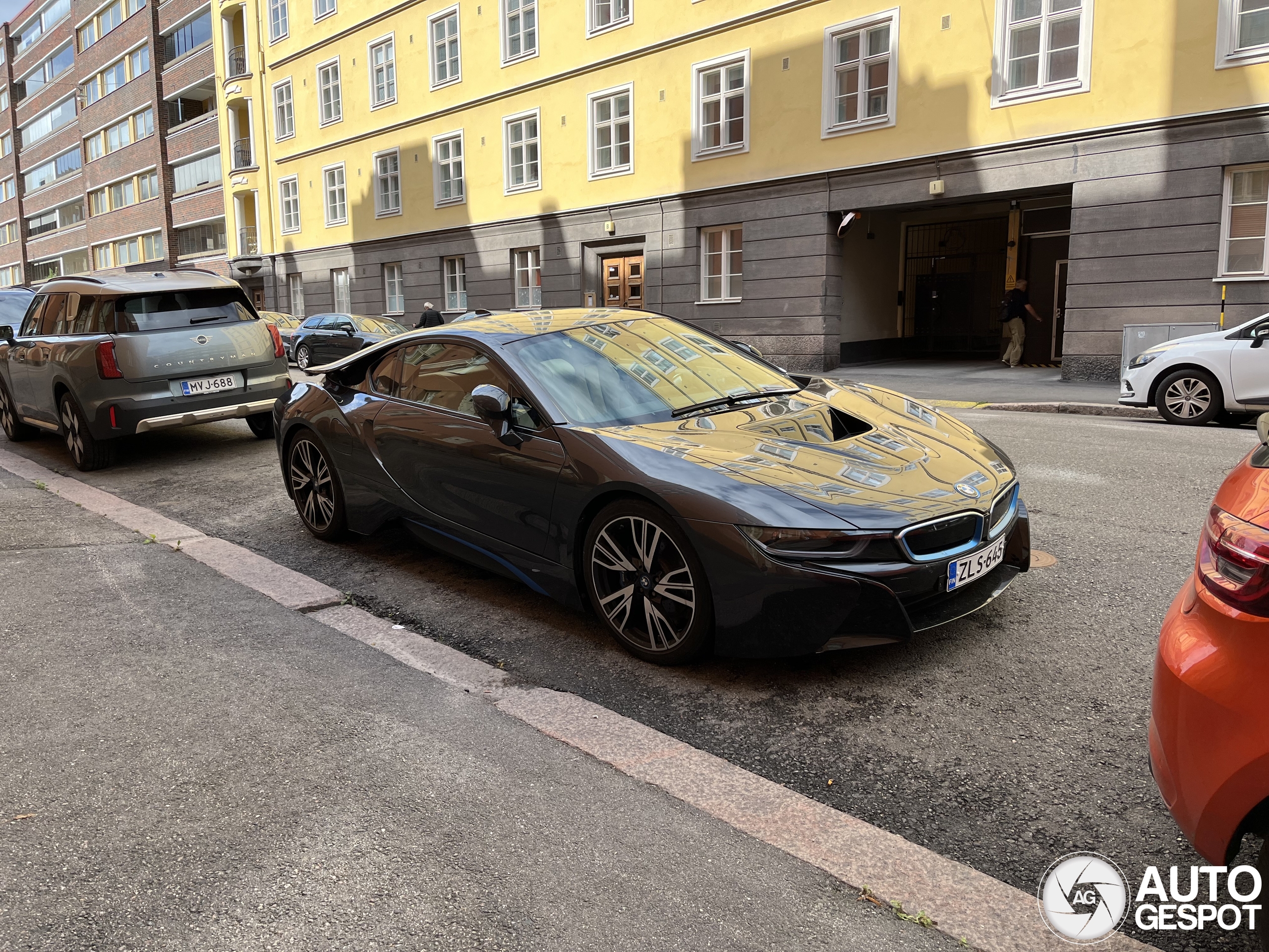 BMW i8