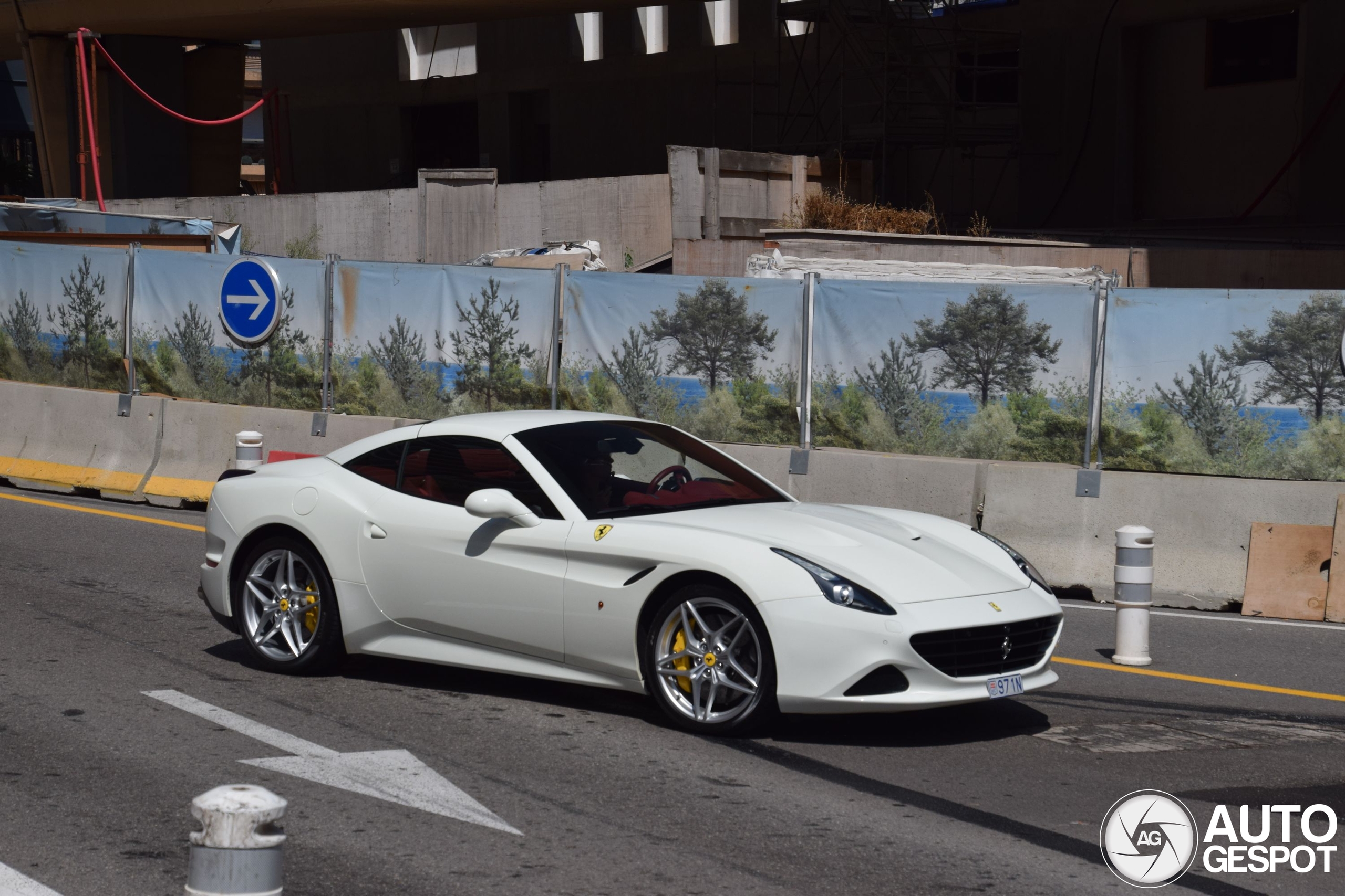 Ferrari California T