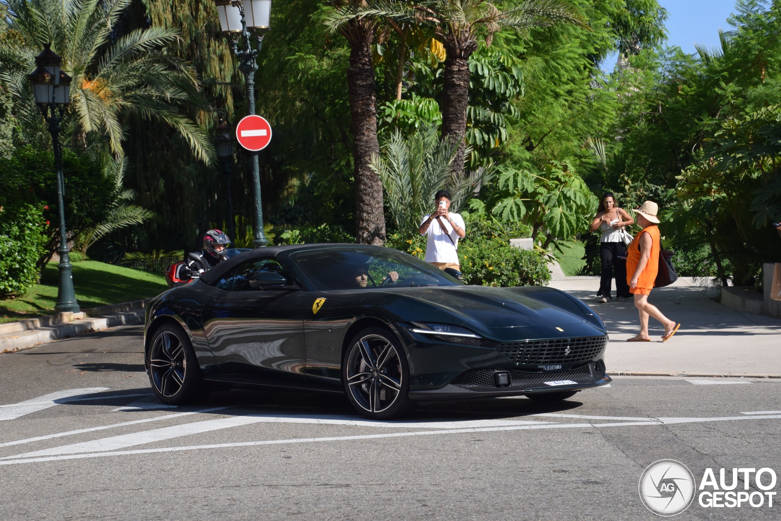 Ferrari Roma Spider