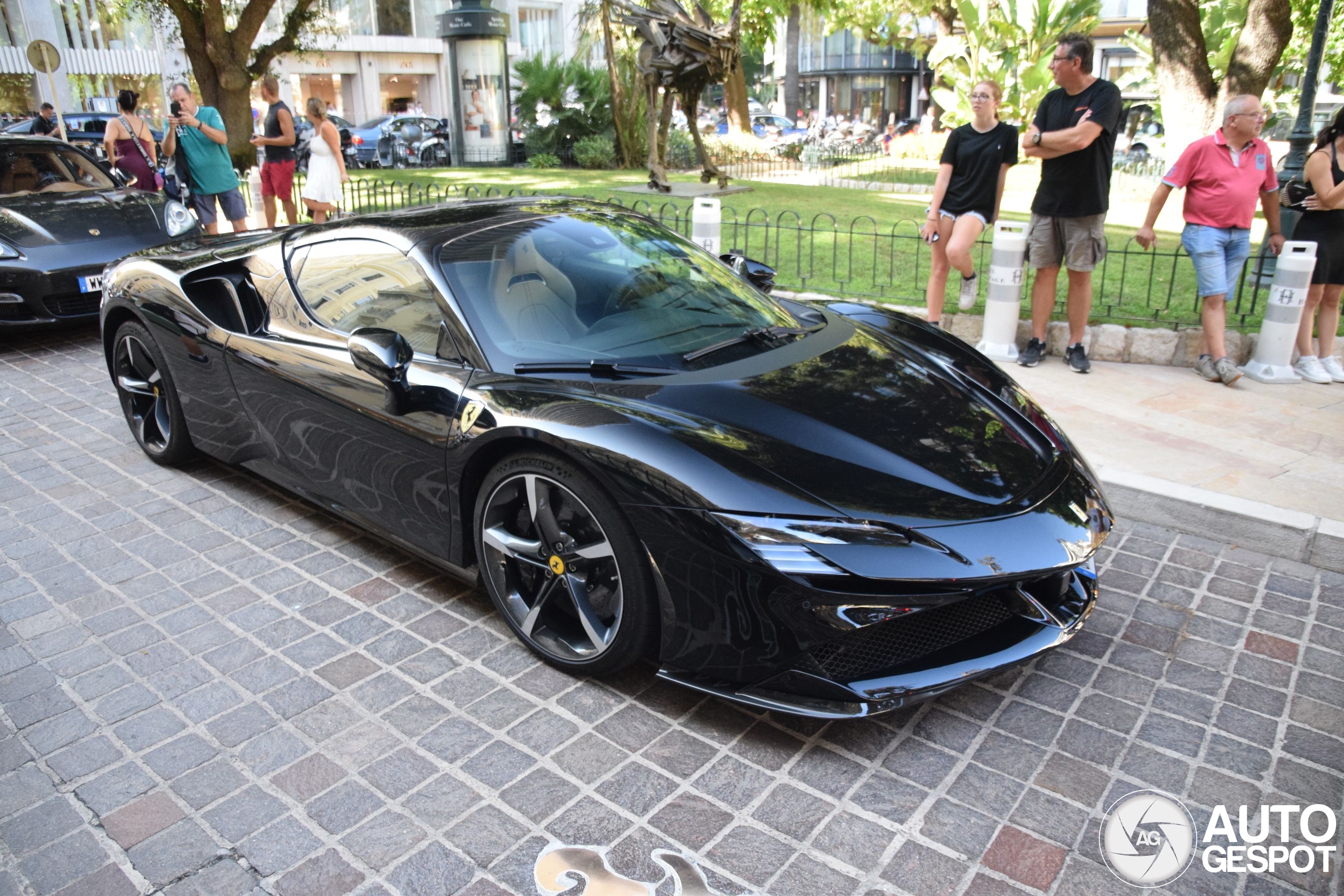 Ferrari SF90 Spider