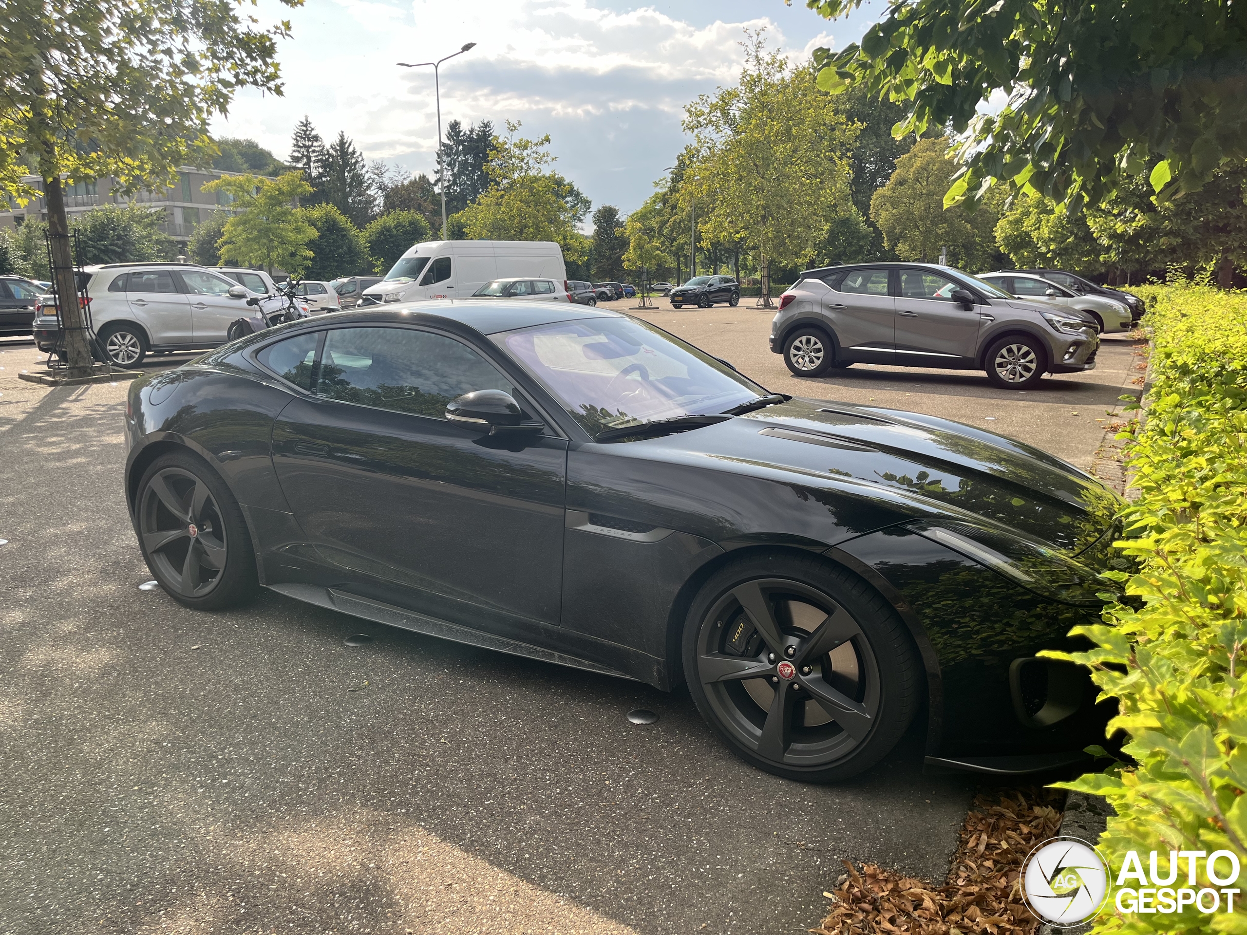 Jaguar F-TYPE 400 Sport Coupé