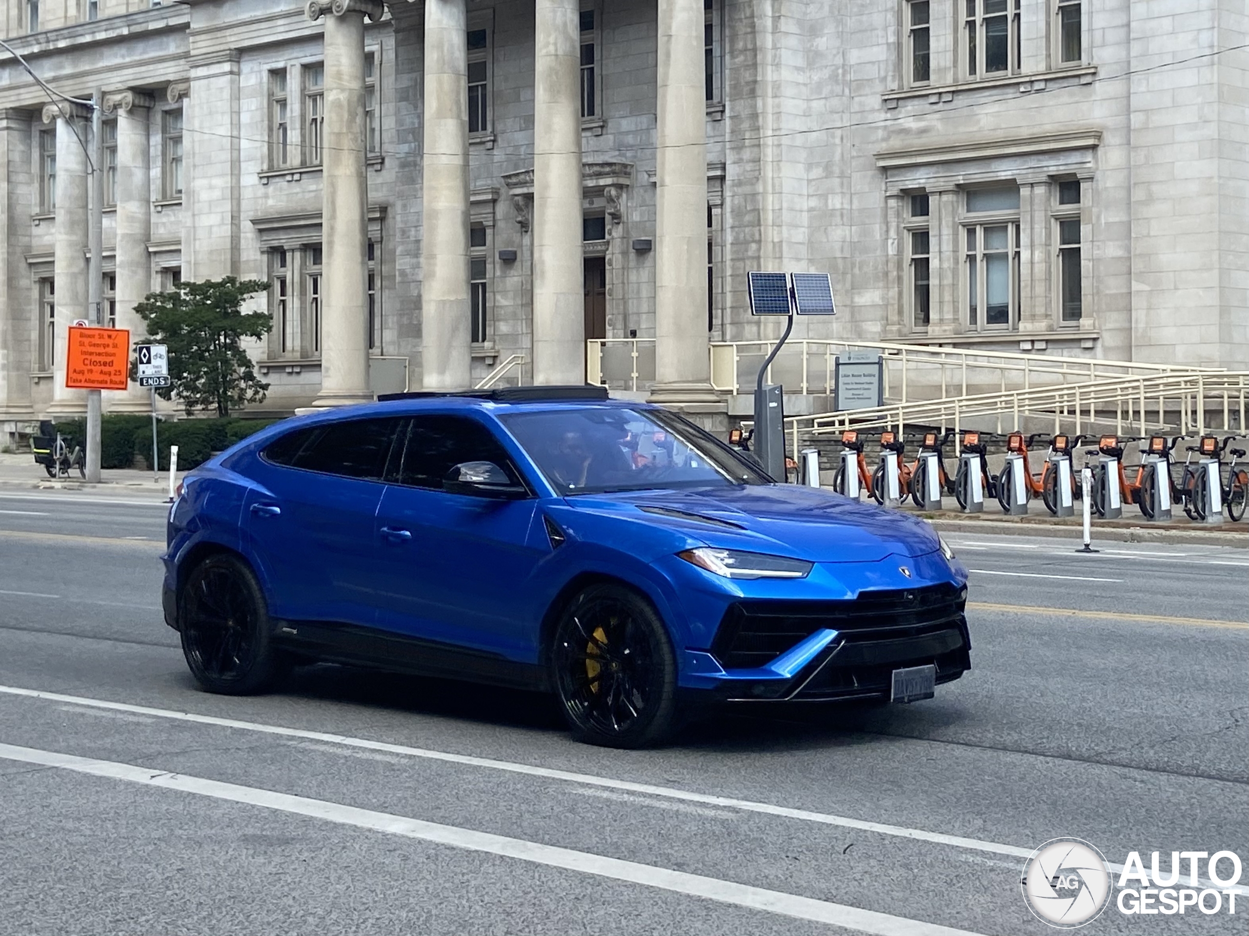 Lamborghini Urus S