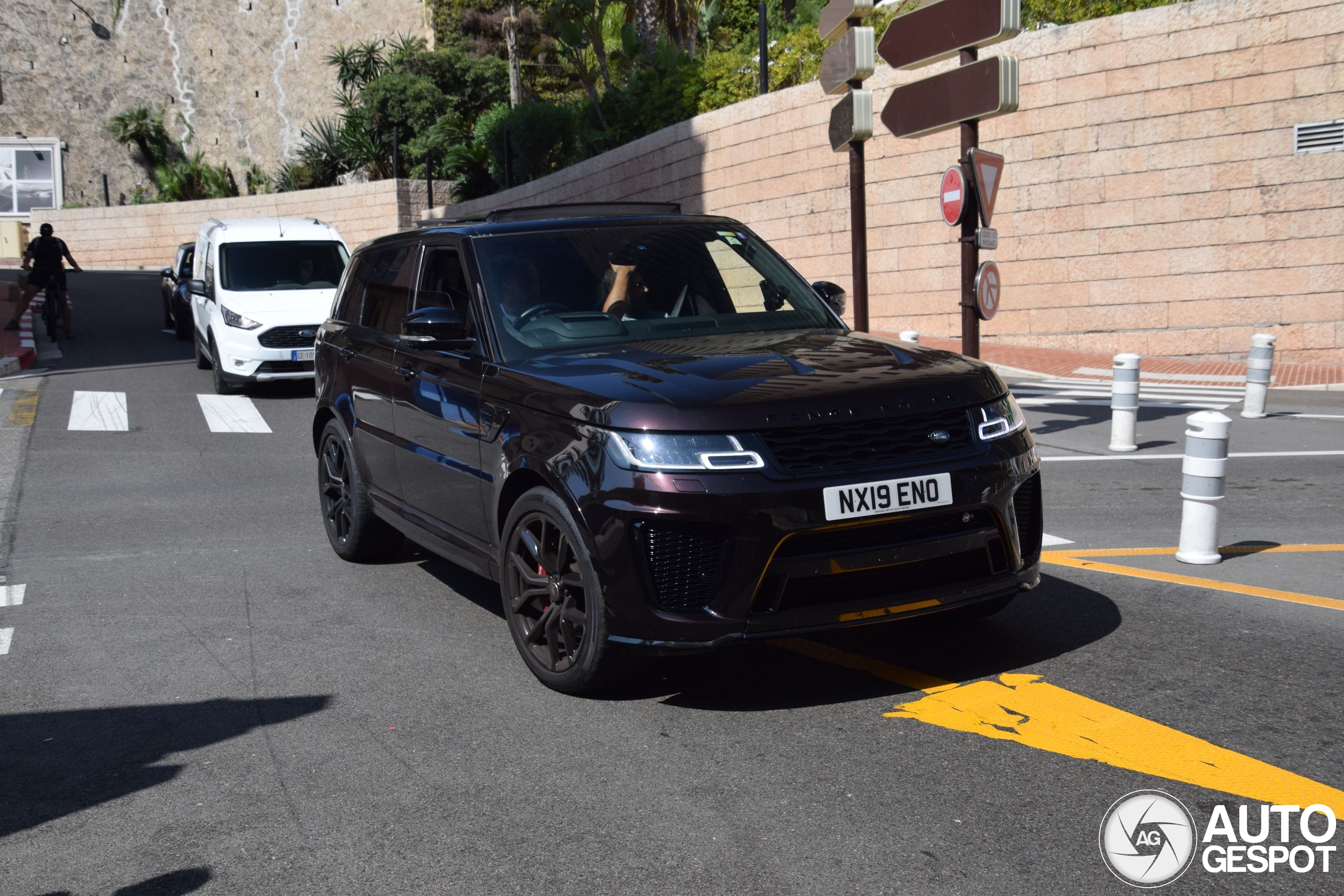 Land Rover Range Rover Sport SVR 2018 Carbon Edition