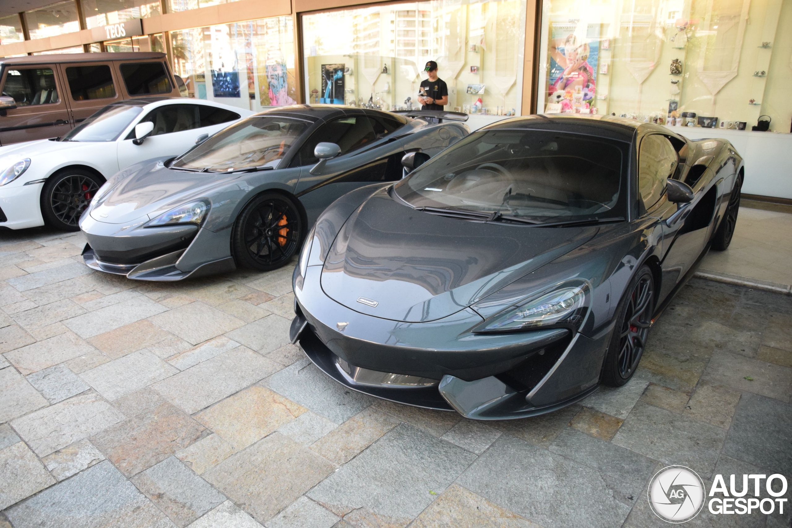 McLaren 570S