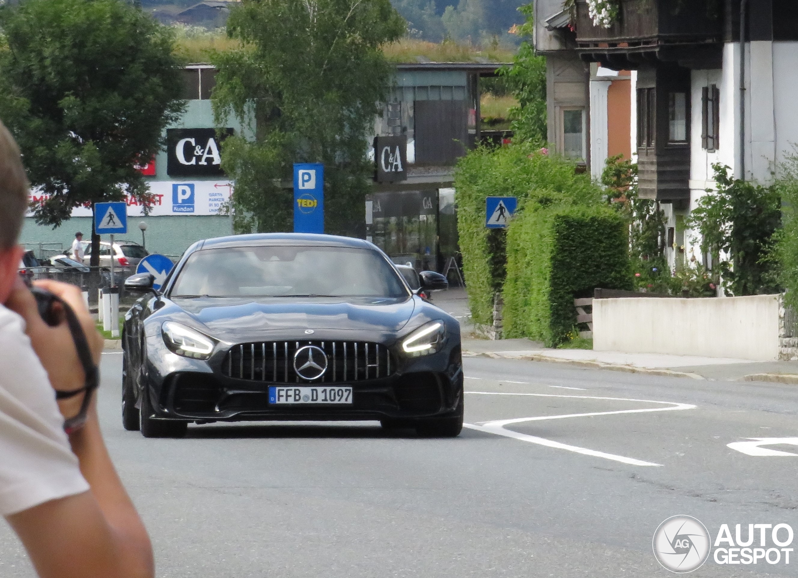 Mercedes-AMG GT R C190 2019